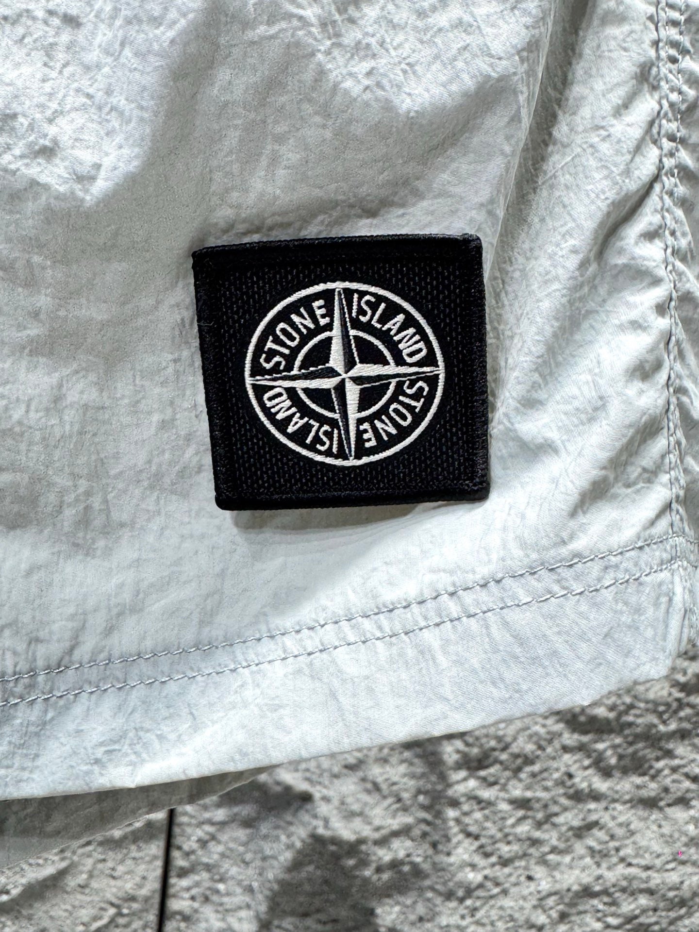 Short de bain Stone Island Nylon Metal blanc - détail cordon