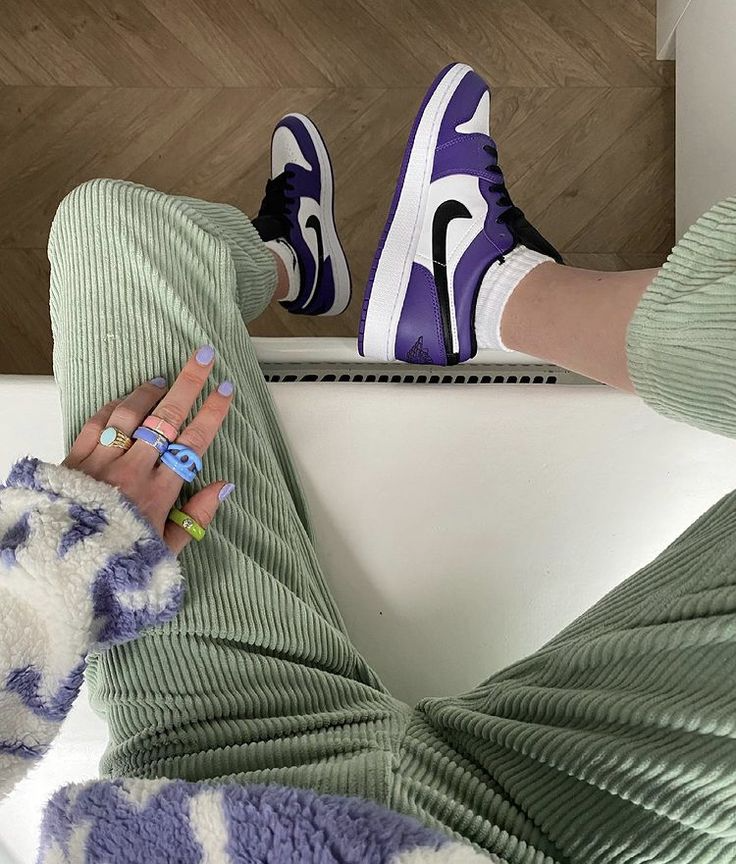 AIR JORDAN 1 Low COURT PURPLE