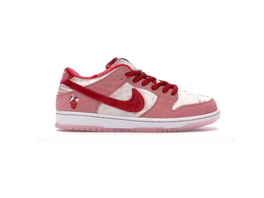 Nike SB Dunk Low StrangeLove Skateboards