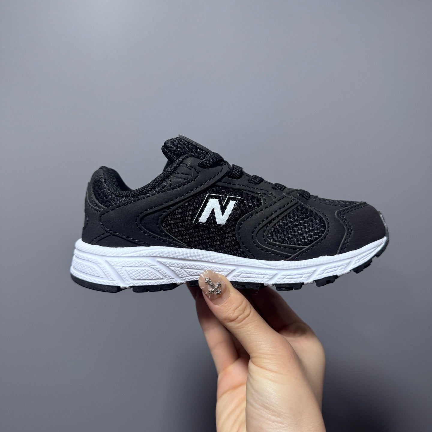 New Balance 408 enfant noir et blanc - vue 6