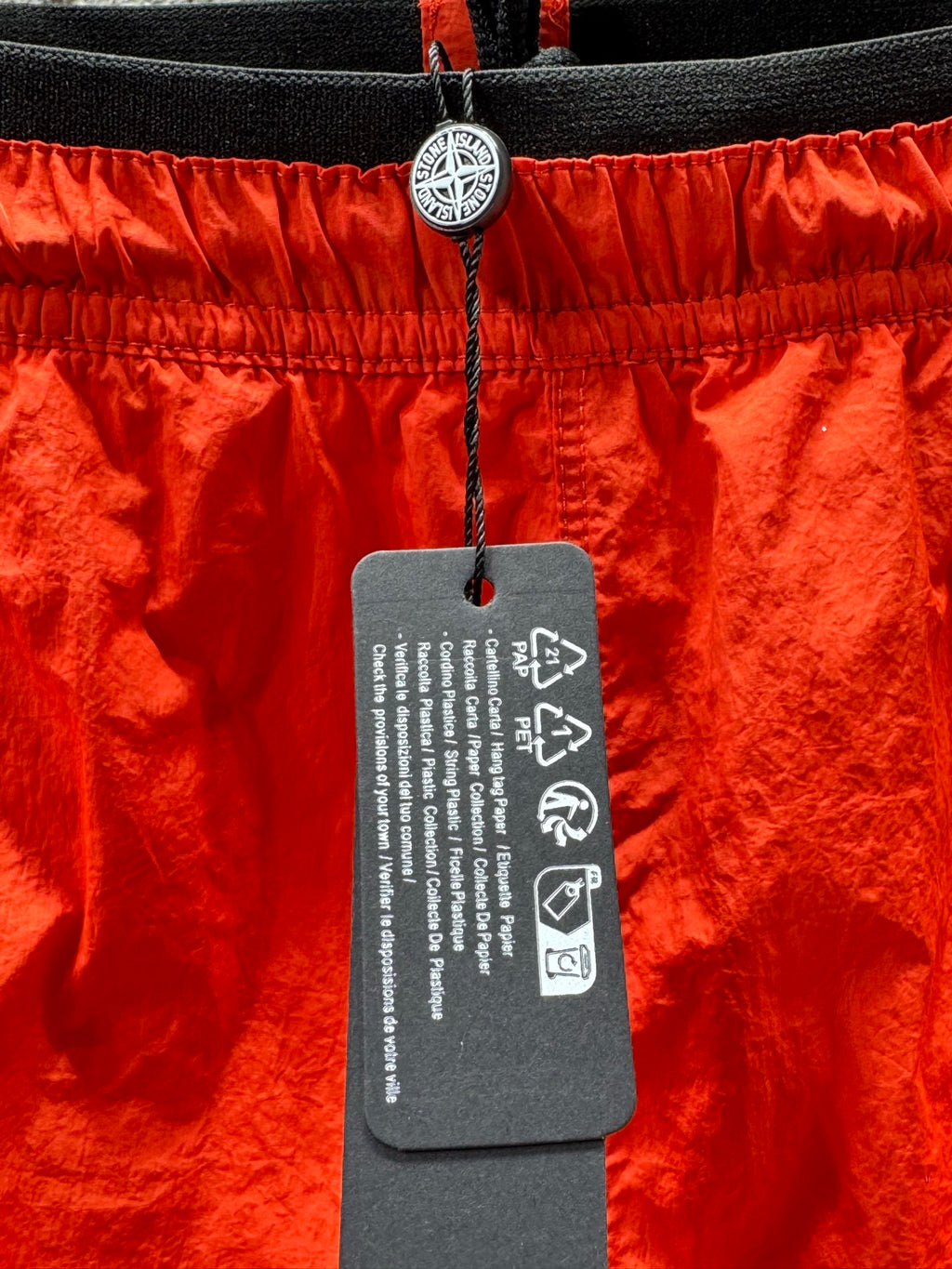 Short de bain Stone Island Nylon Metal rouge - détail