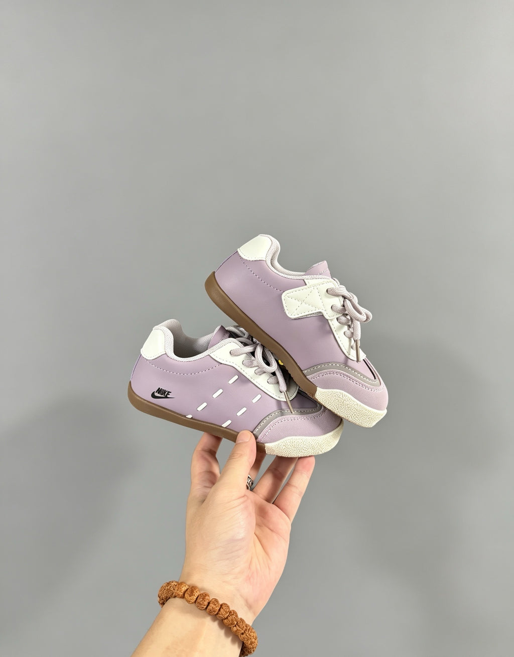 Nike Baskets Rétro Enfant à Lacets