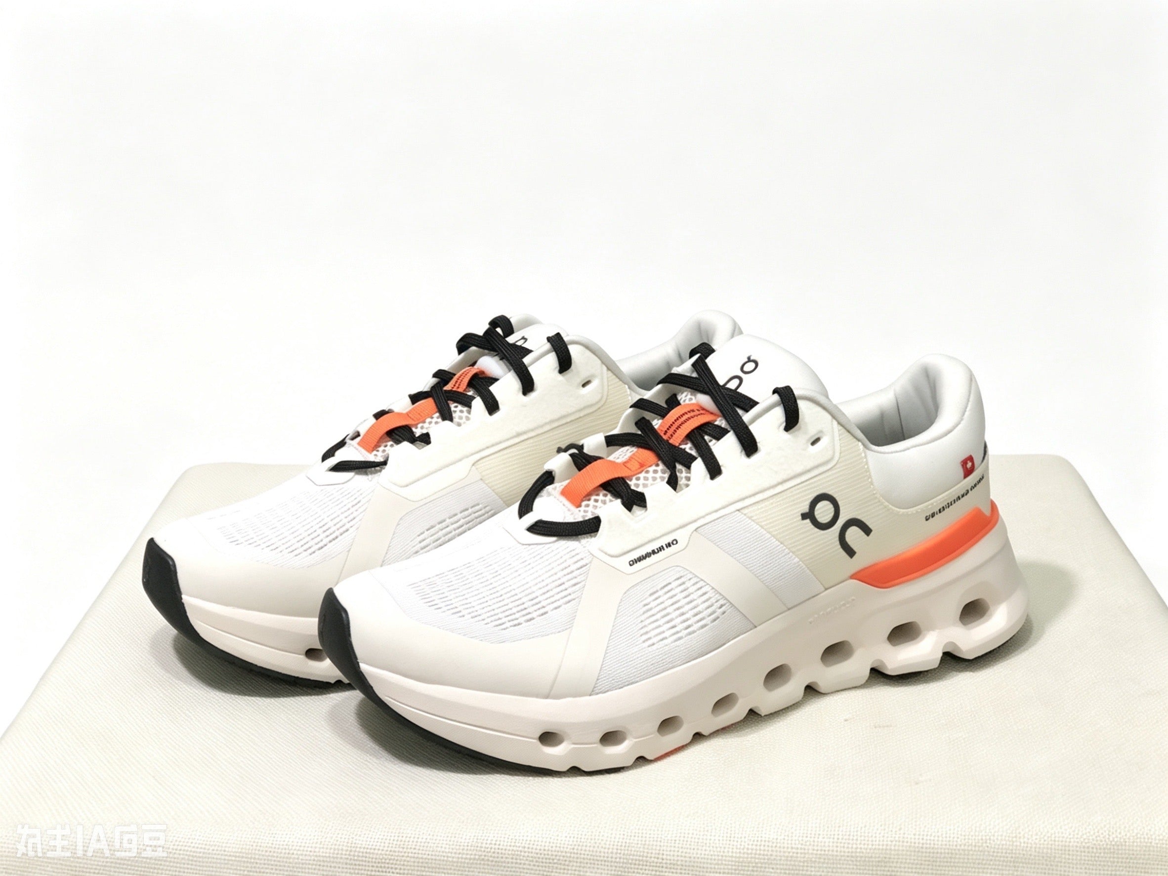 On Cloud Baskets Running Enfant