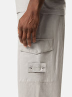 Pantalon cargo Stone Island Ghost gris poudré - détail taille