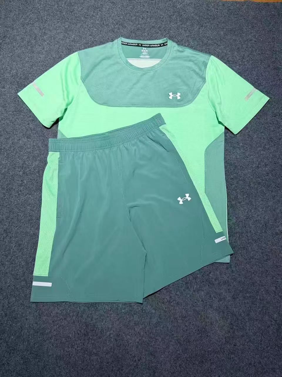 Ensemble Under Armour T-shirt + Short - Vert menthe