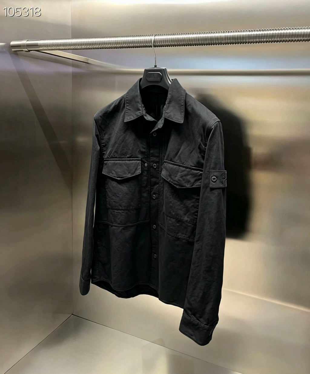 Surchemise Stone Island Ghost noir - sur cintre