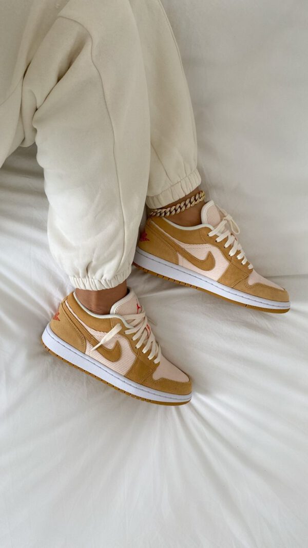 Air Jordan 1 Low Corduroy