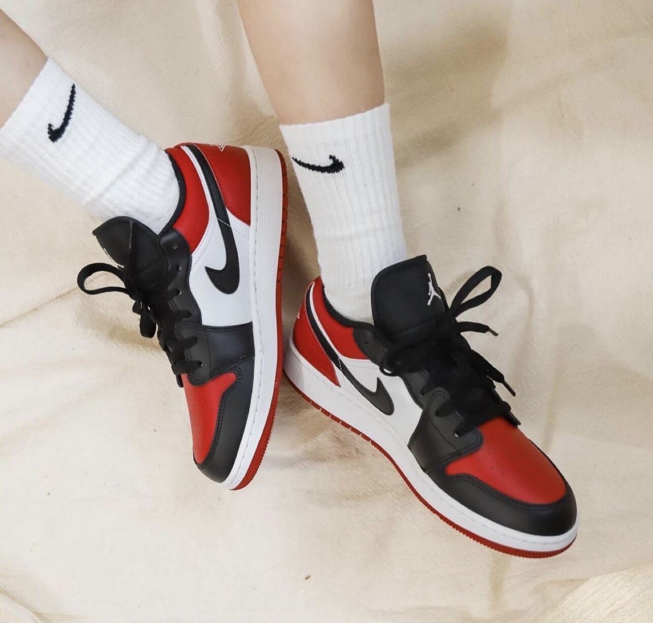 Air Jordan 1 Low Bred Toe (2021)