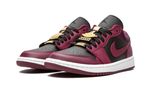 Air Jordan 1 Low Dark Beetroot