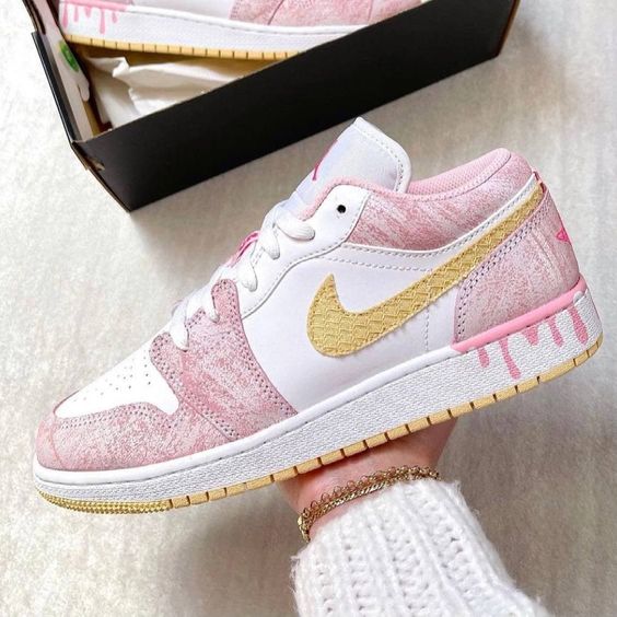 AIR JORDAN 1 Low PAINT DRIP