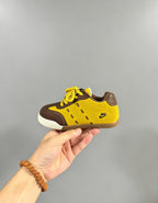 Nike Baskets Rétro Enfant à Lacets