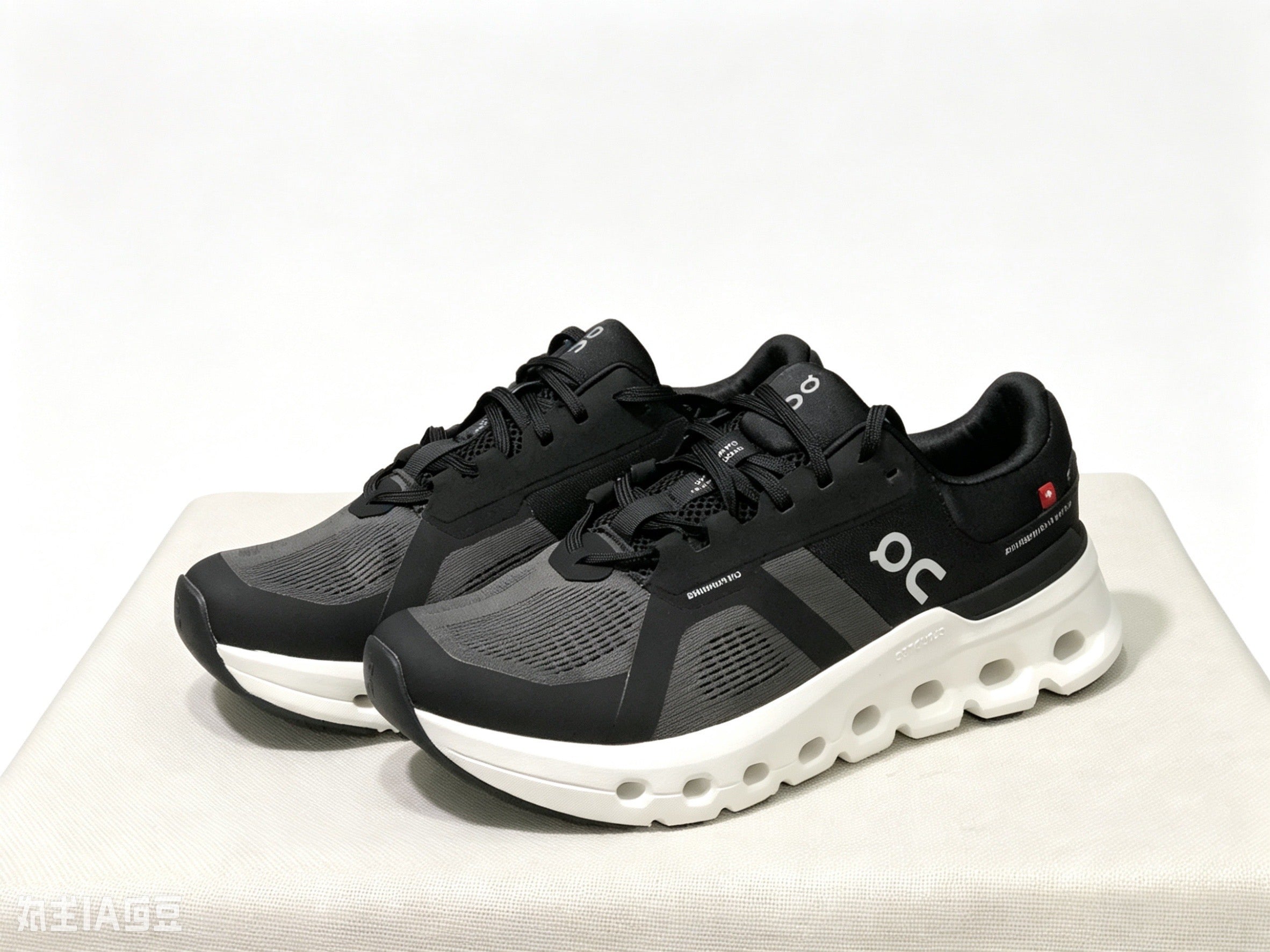 On Cloud Baskets Running Enfant