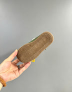 Nike Baskets Rétro Enfant à Lacets