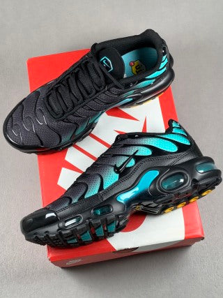 Nike Air Max Plus TN – Noir Vert Aurora