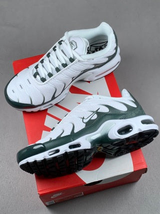 Nike Air Max Plus TN – Blanc Vert Vintage