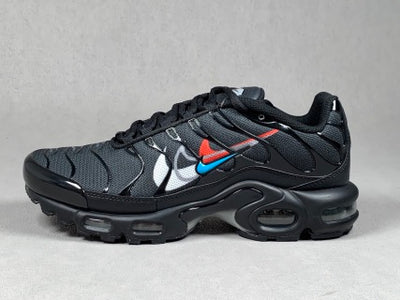 Nike Air Max Plus TN – Noir Swoosh Multicolore