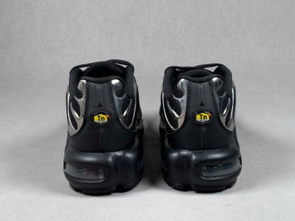 Nike Air Max Plus TN – Noir Métal Liquide