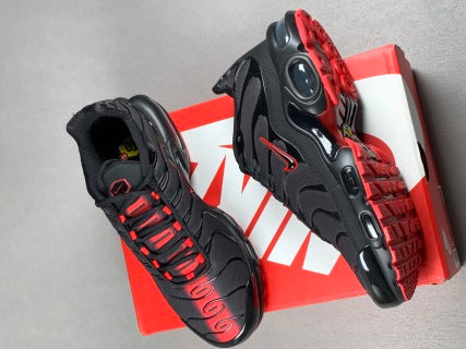 Nike Air Max Plus TN – Noir Rouge