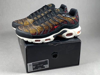 Nike Air Max Plus TN x Swarovski – Noir Or