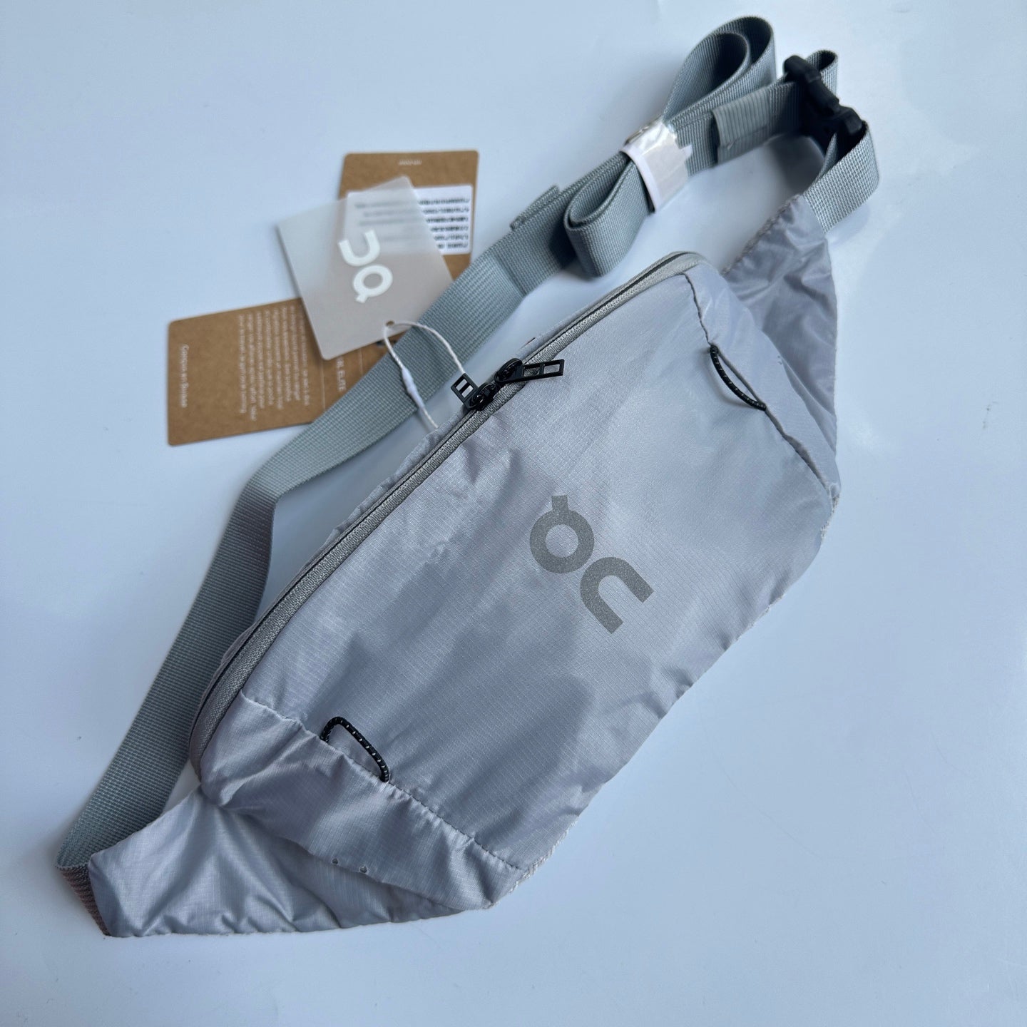 On Waist Pack 2L Lite - detail